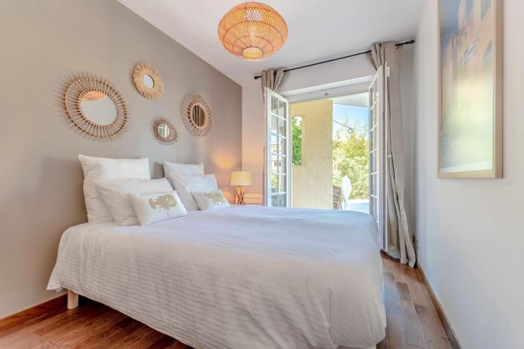 Anais De Saint-tropez, Bel Appartement, Avec Piscine Et Jardin, Au Coeur De Tropez Appartement