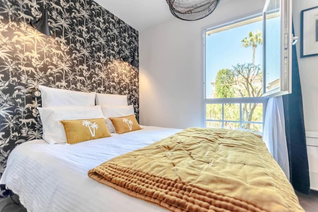 Anais De Saint-tropez, Bel Appartement, Avec Piscine Et Jardin, Au Coeur De Tropez *
